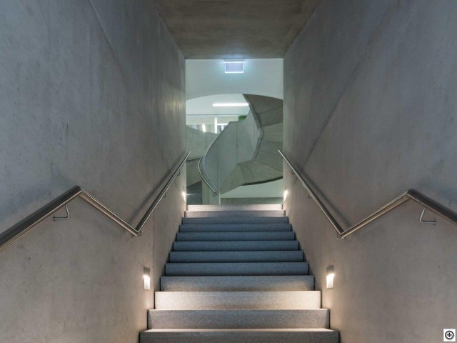 HR8_3641.jpg HR8_3641.jpg