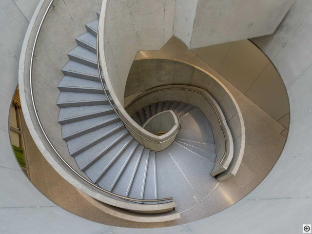 HR8_3656.jpg HR8_3656.jpg